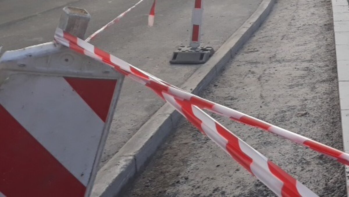 foto van werken aan voetpad