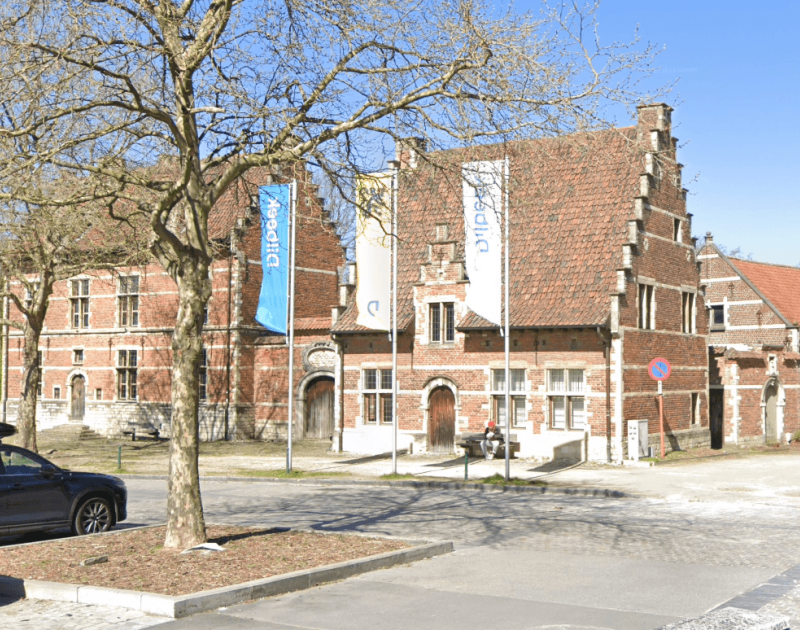 oud gemeentehuis Groot-Bijgaarden