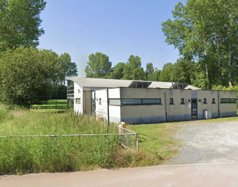 Voetbalveld plankenveld