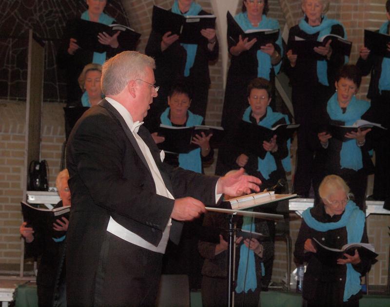 Koor-repetities met professionele dirigent en zangcoach © Singhet Scone Dilbeek  fotograaf Freddy Louwagie