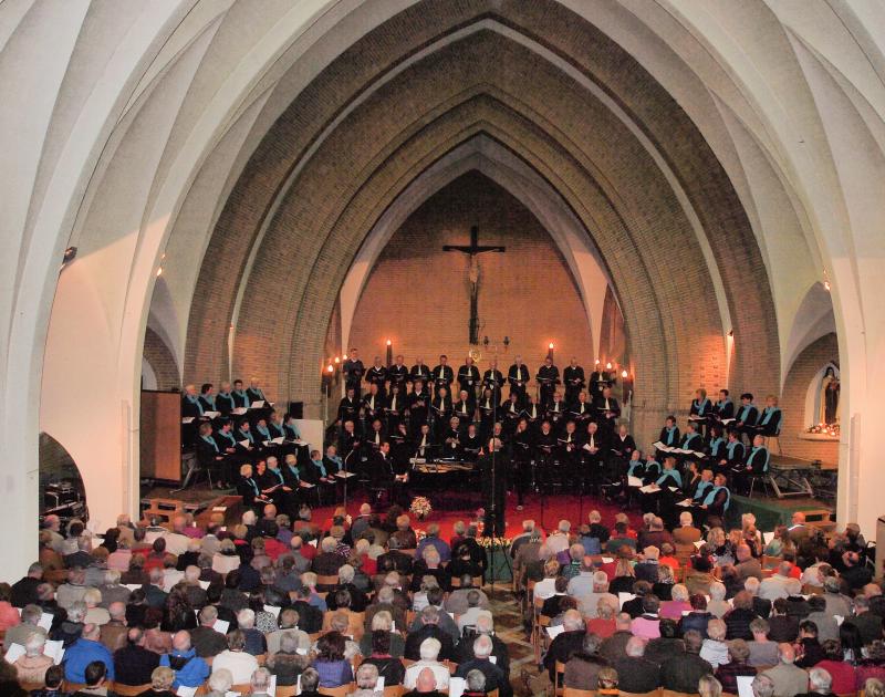 Koor-repetities met professionele dirigent en zangcoach © Singhet Scone Dilbeek fotograaf Freddy Louwagie