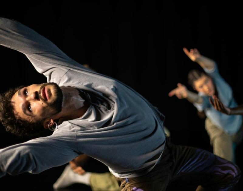 Reflections [on monsters] - Dunia Dance Theatre © Antoine Panier