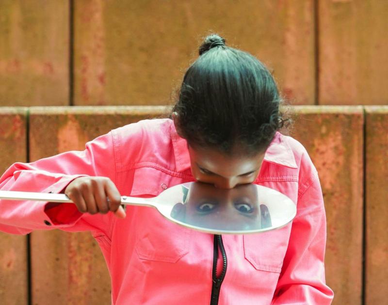 Ogen. Blik. Verder. Kijken. (3+) - tout petit & Ief Spincemaille © Olympe Tits