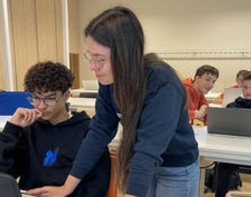 Programmeren in Python met CodeFever in jouw buurt - Pythons 1 (12-15 jaar) © VZW CodeFever