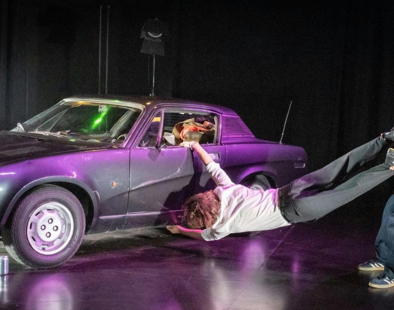 Parkplatz - Compagnie Cecilia © Kurt Van der Elst