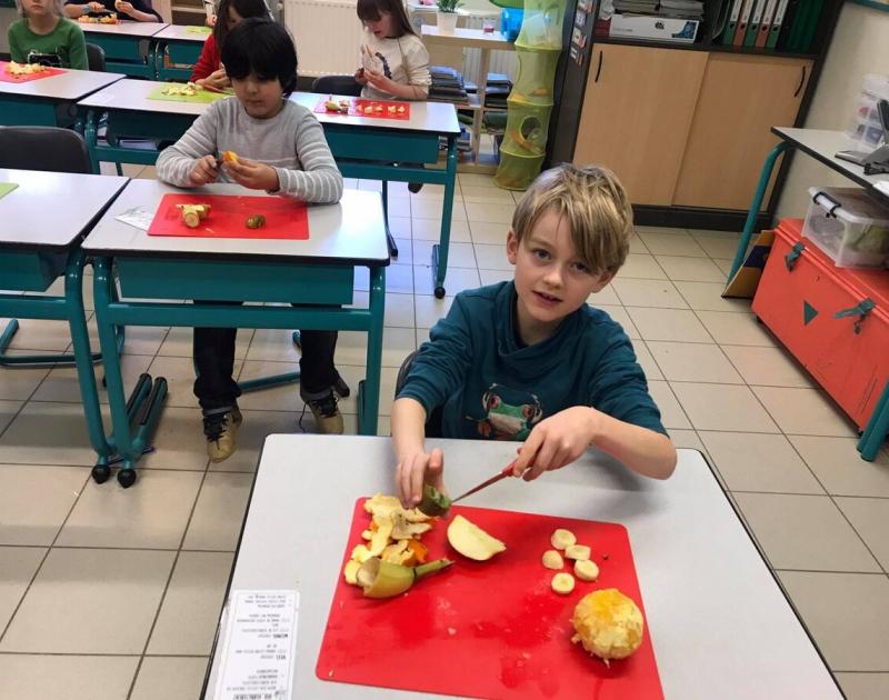 Fruitbrochettes maken