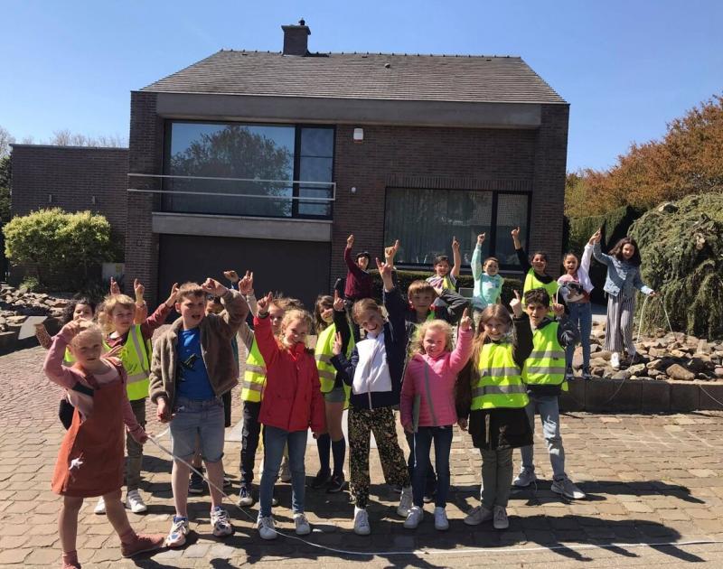 Rekenles- een kilometer meten en wandelen