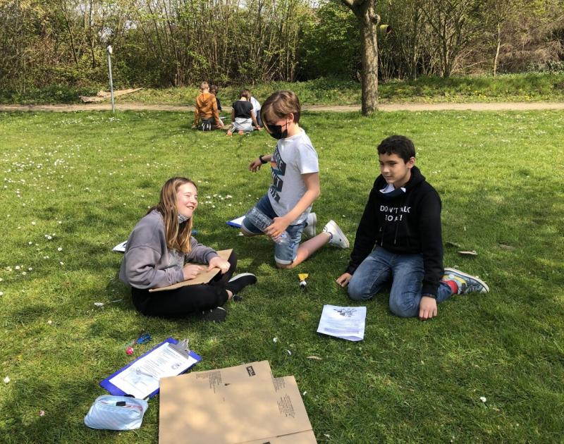 Wij bouwen een raket