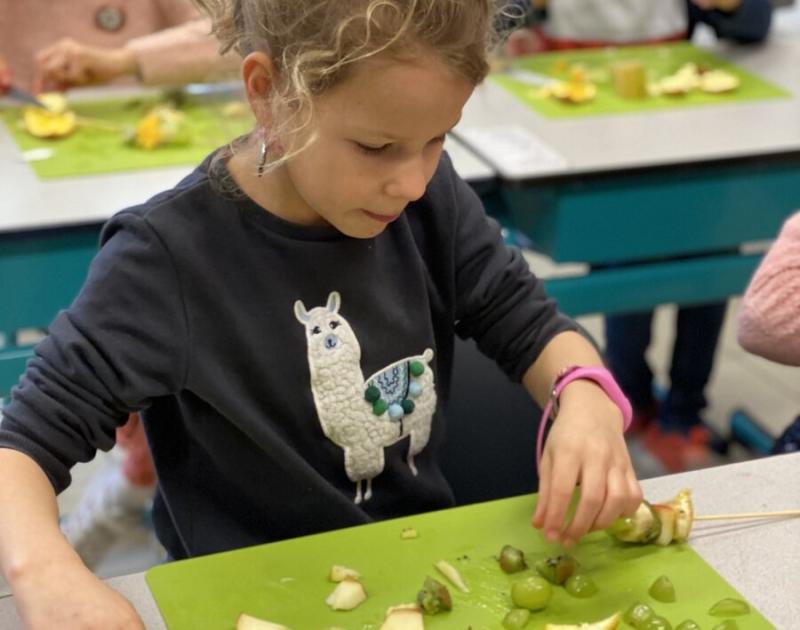 Fruitbrochette maken