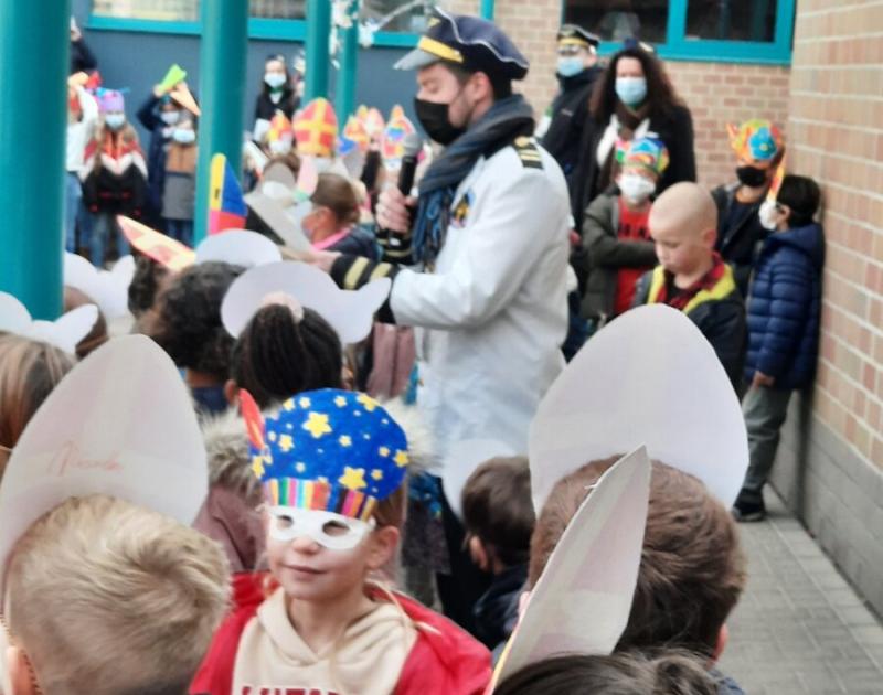 De Sint is geland in De Klimop