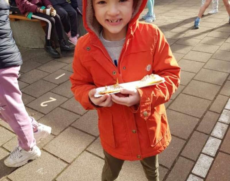 Een lekkere traktatie van het oudercomité! Mmm... dankjewel!