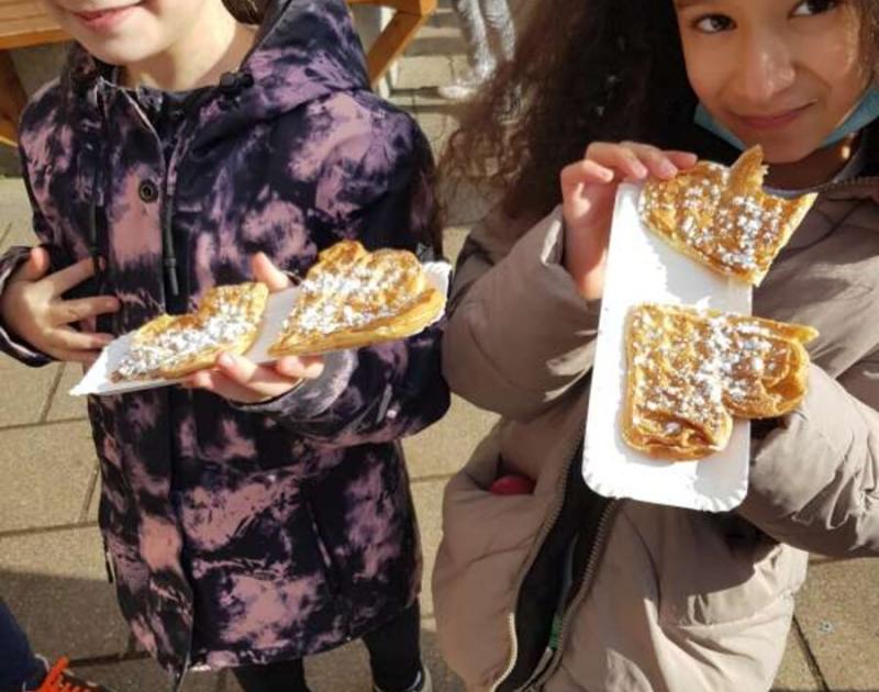 Een lekkere traktatie van het oudercomité! Mmm... dankjewel!