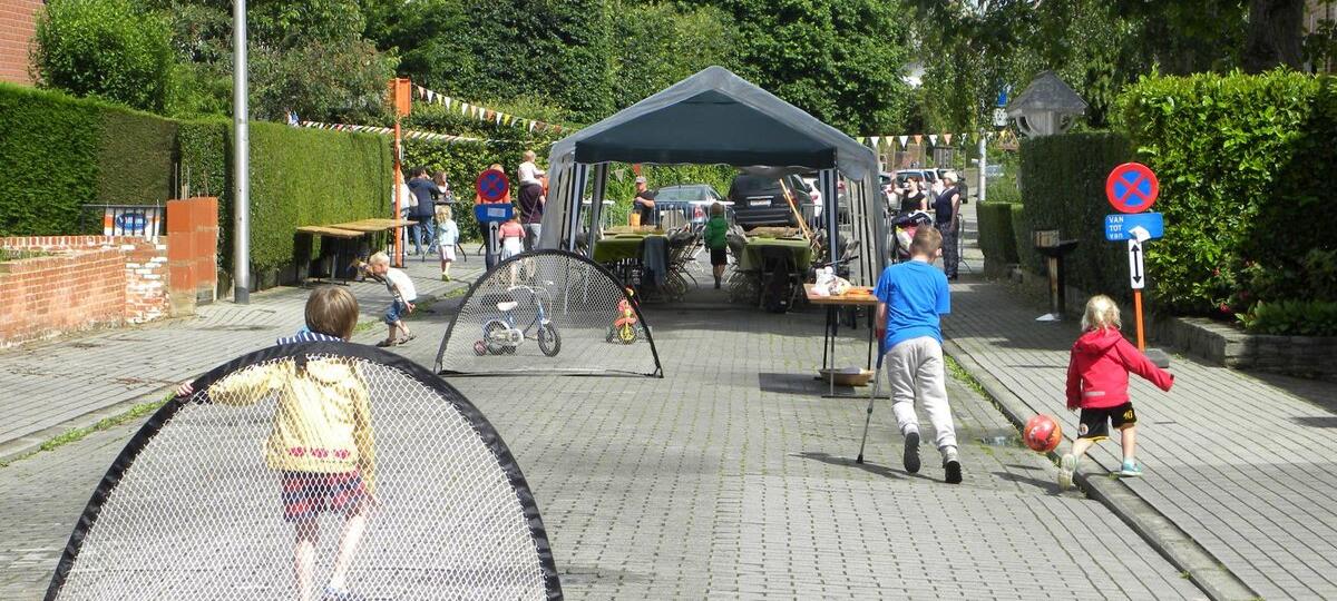 Ontmoet elkaar op den trottoir